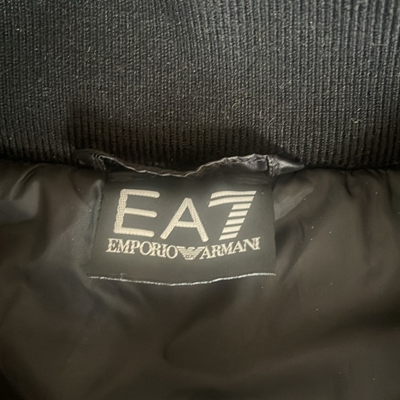 Emporio Armani Women’s down jacket - Picture 2 of 3